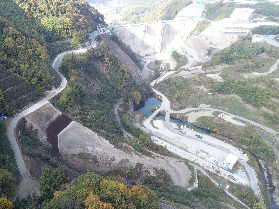 香東川総合開発事業 椛川ダム付替市道建設工事